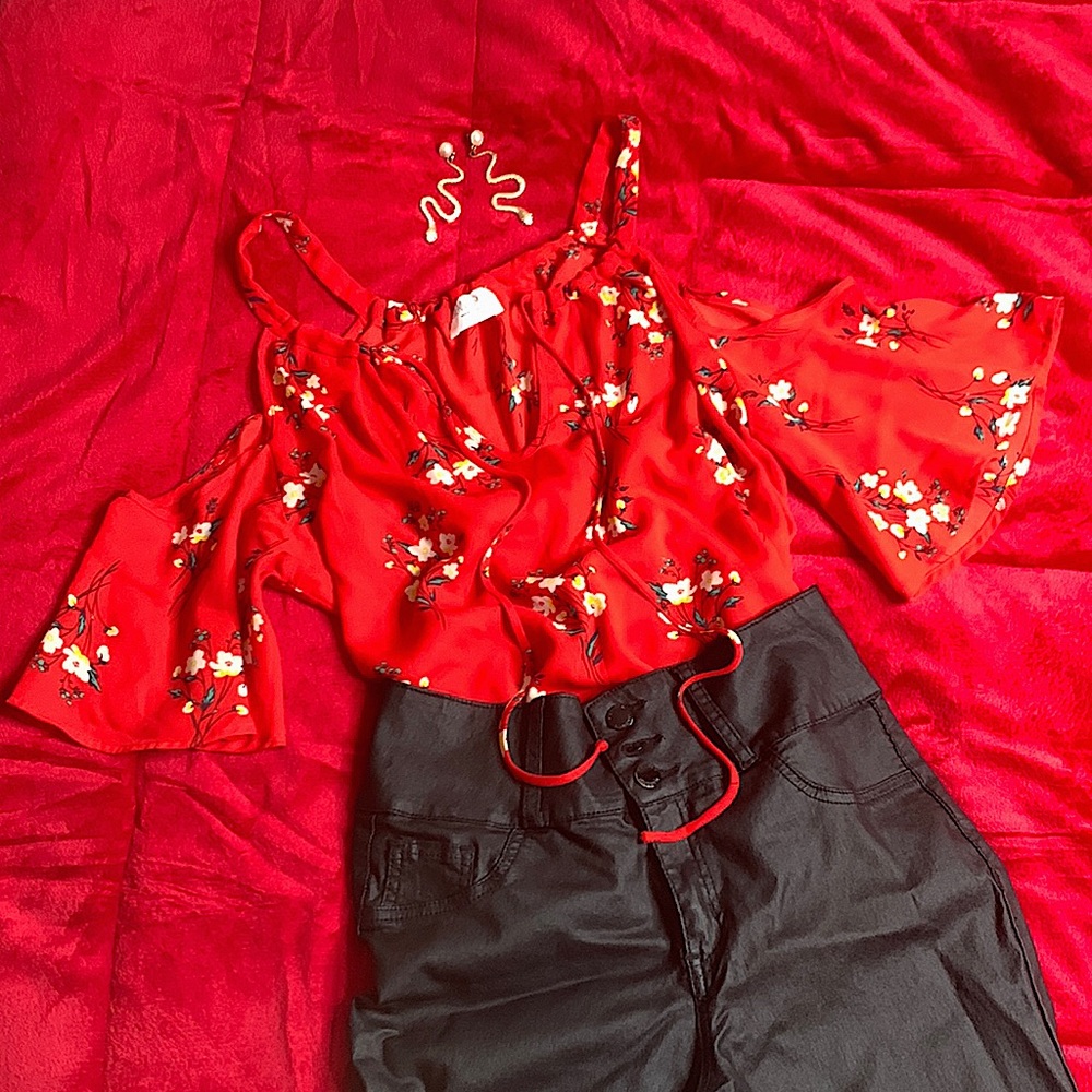 Red Floral Blouse L